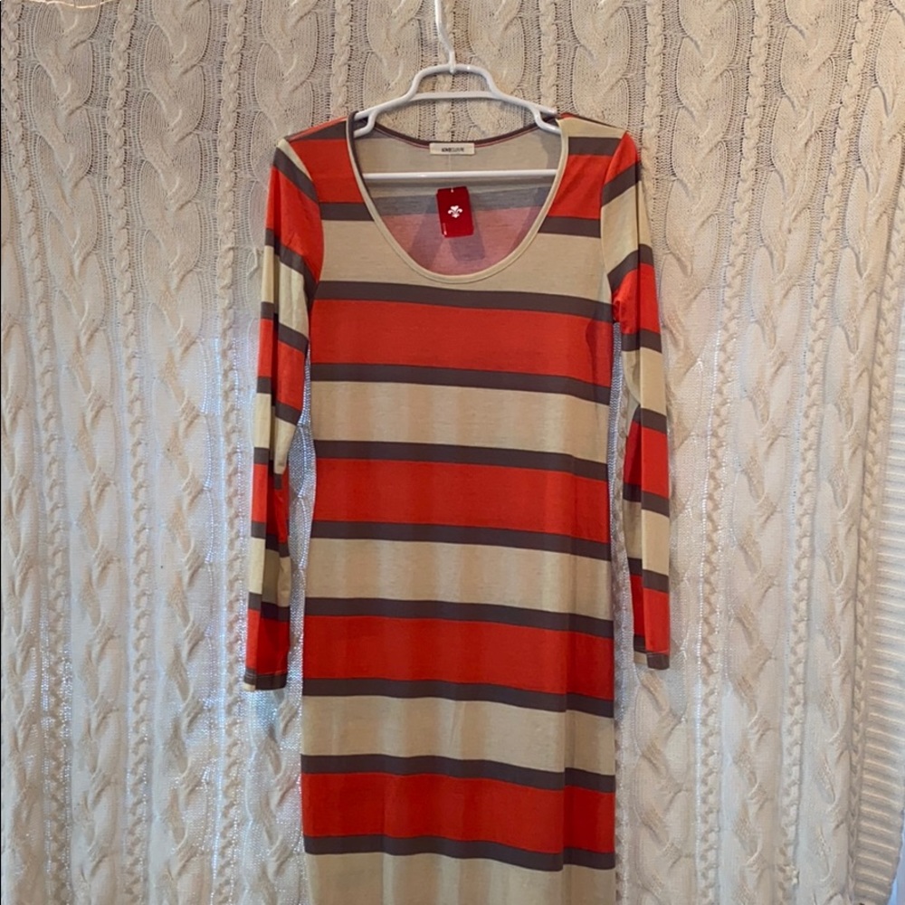 🍊 NWT Love Culture MIDI dress